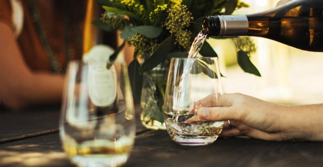 Pour